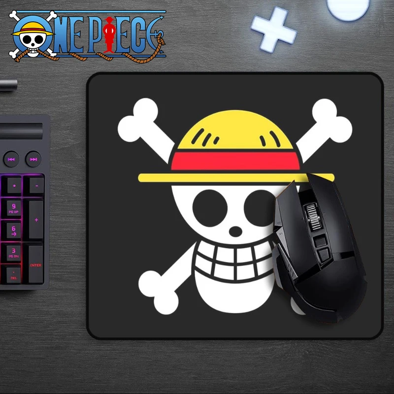 Laptop Accessories For Gaming - Cartoon Mauspad One Piece Anime Kawaii